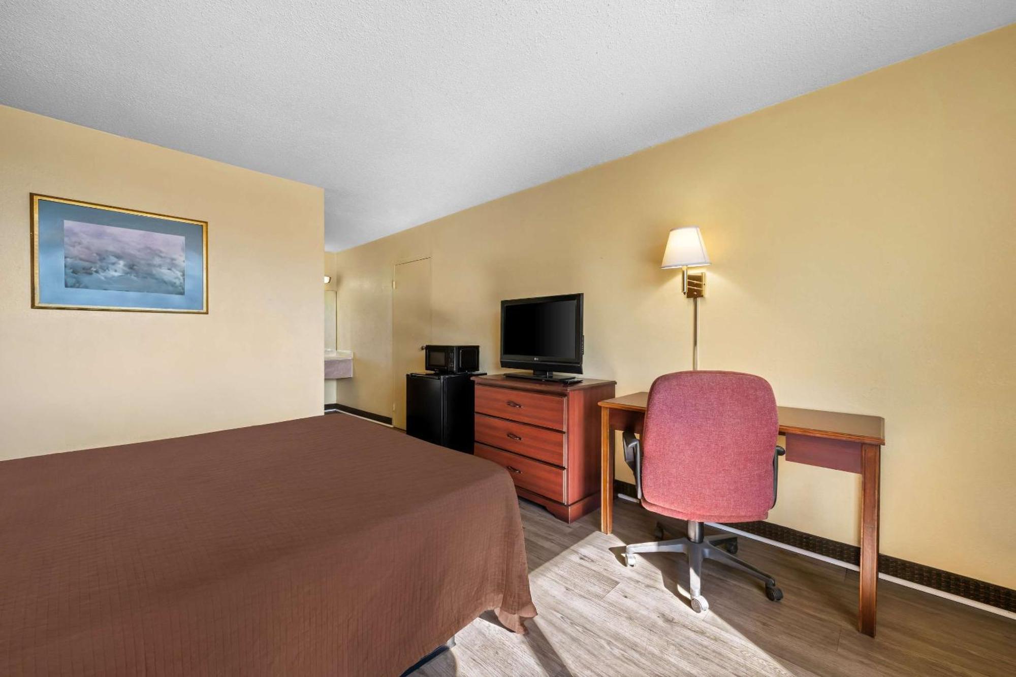 Rodeway Inn 门罗 外观 照片