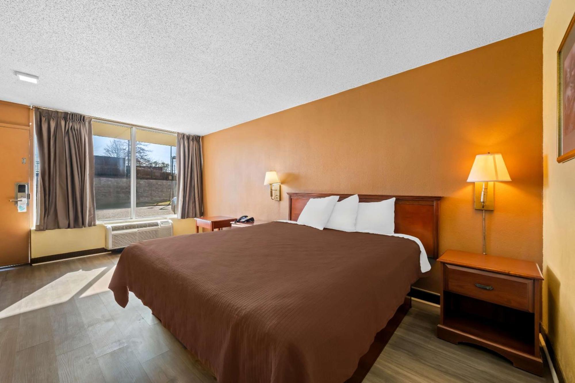 Rodeway Inn 门罗 外观 照片