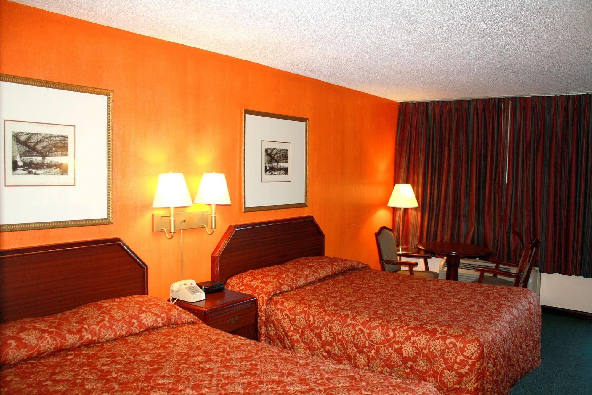 Rodeway Inn 门罗 外观 照片
