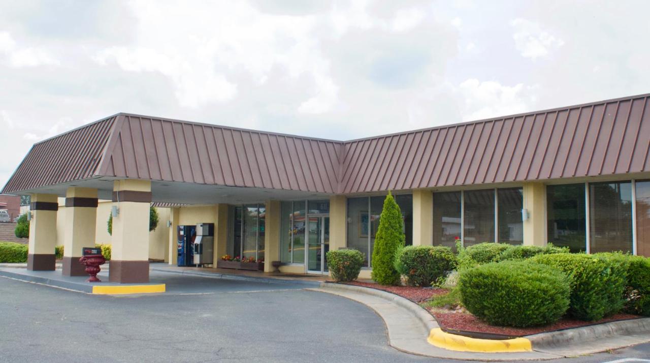 Rodeway Inn 门罗 外观 照片