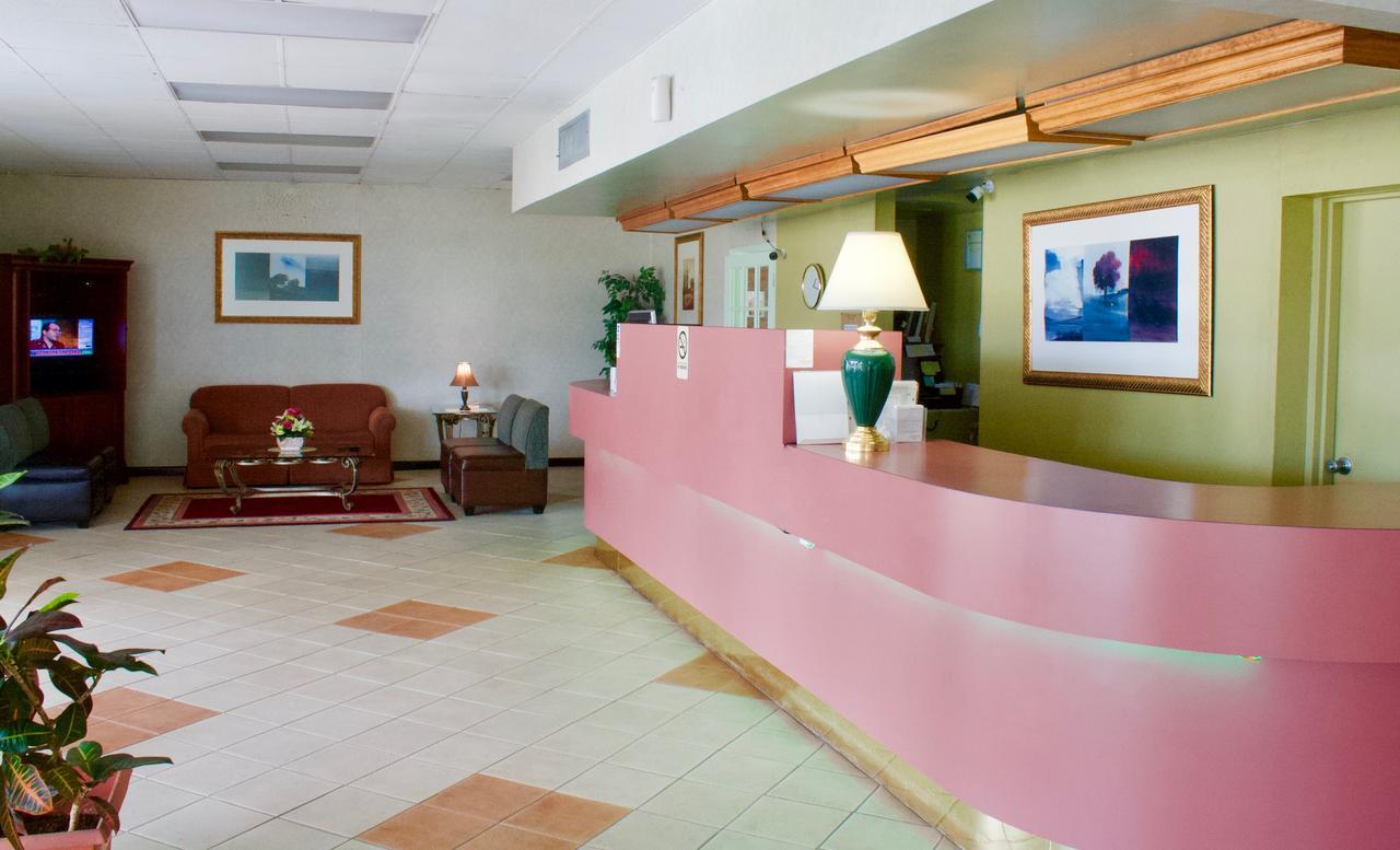 Rodeway Inn 门罗 外观 照片