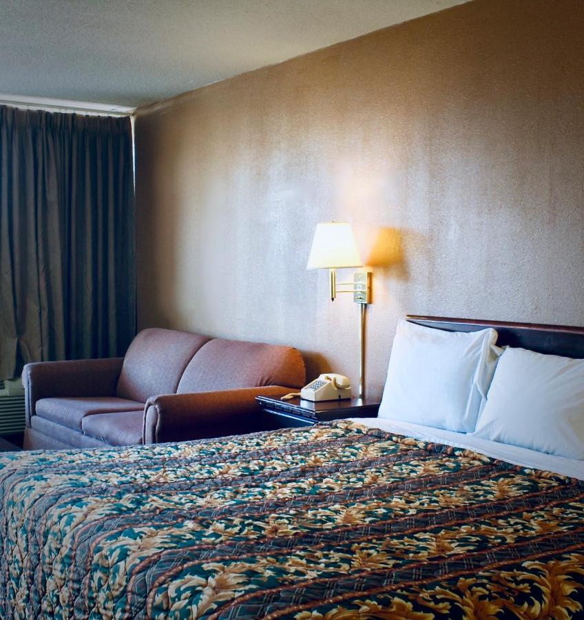 Rodeway Inn 门罗 外观 照片